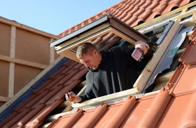 Pose de fenêtres de toit Velux à la Chapelle-Onzerain